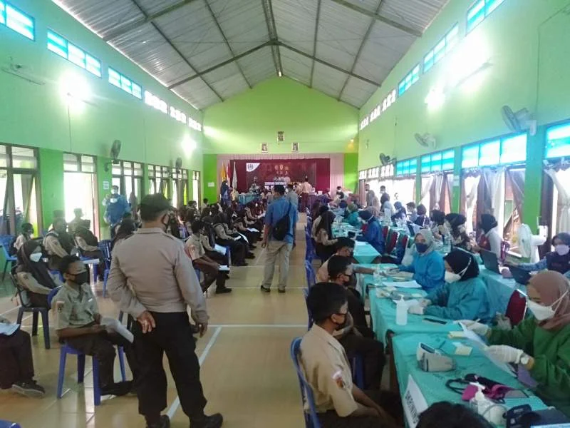 beritaklaten.com-serbuan-vaksinasi-massal-untuk-siswa-smp-di-trucuk-img20211001083015